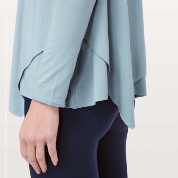 Lululemon sweetest day asymmetrical long sleeve 🩵 - Picture 3 of 6